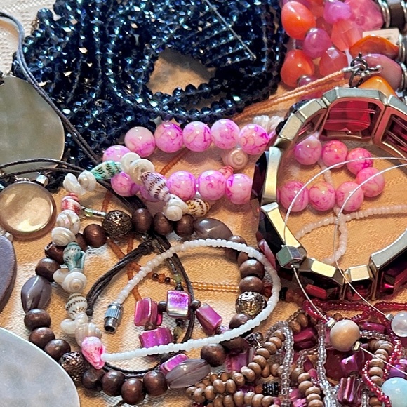 Mystery Vintage to Modern Wearable Jewelry Lot Grab Bag SALE - Picture 5 of 7